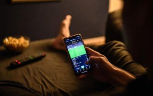 Cách kiểm soát và chấm dứt cá độ bóng đá