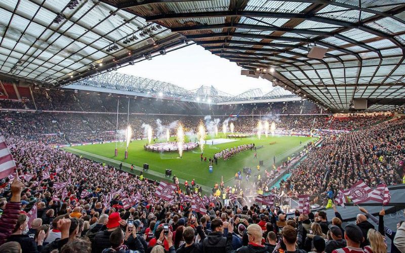 Khán đài sân Old Trafford nổi tiếng